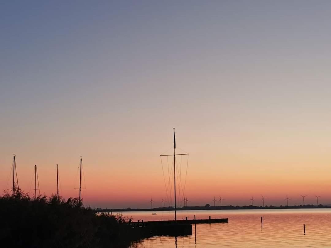 Duemmerliebe Mit Garten, 10 Min. Fusslaeufig Zum See Hude  ภายนอก รูปภาพ